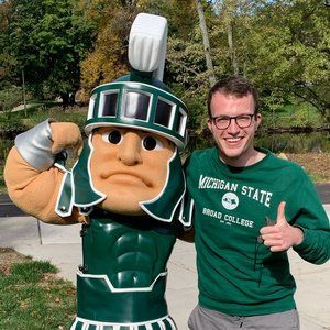 Meet your Posher, Dan